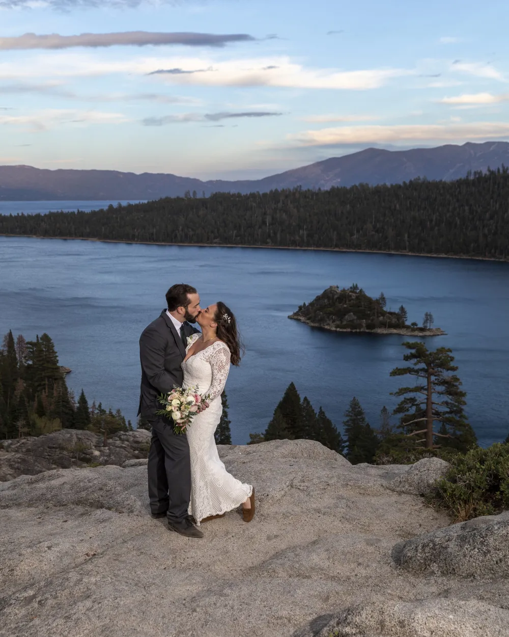 Bride portrait with veil in natural mountain light